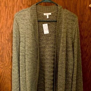 Maurice’s size Medium Cardigan